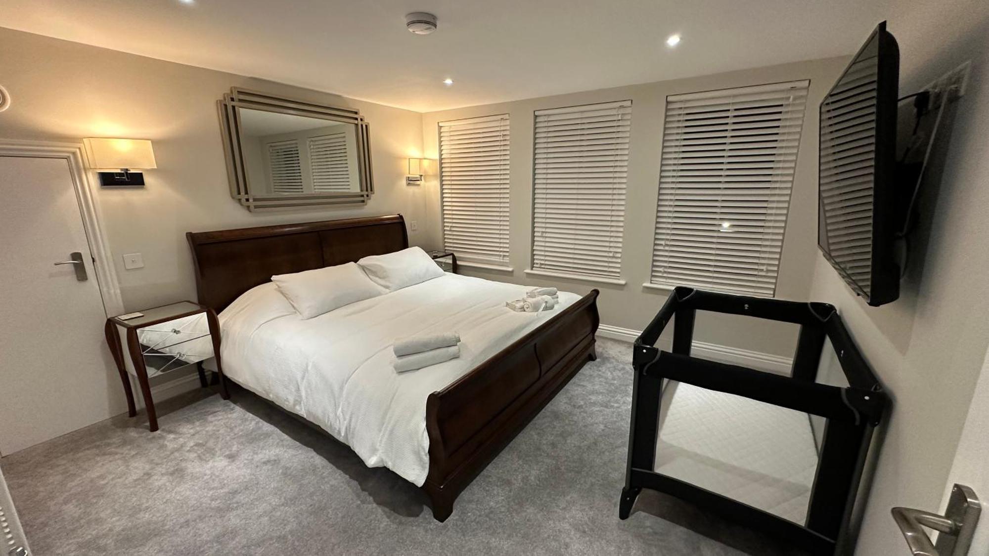 Harper Luxe Serviced Apartments Dunstable Extérieur photo
