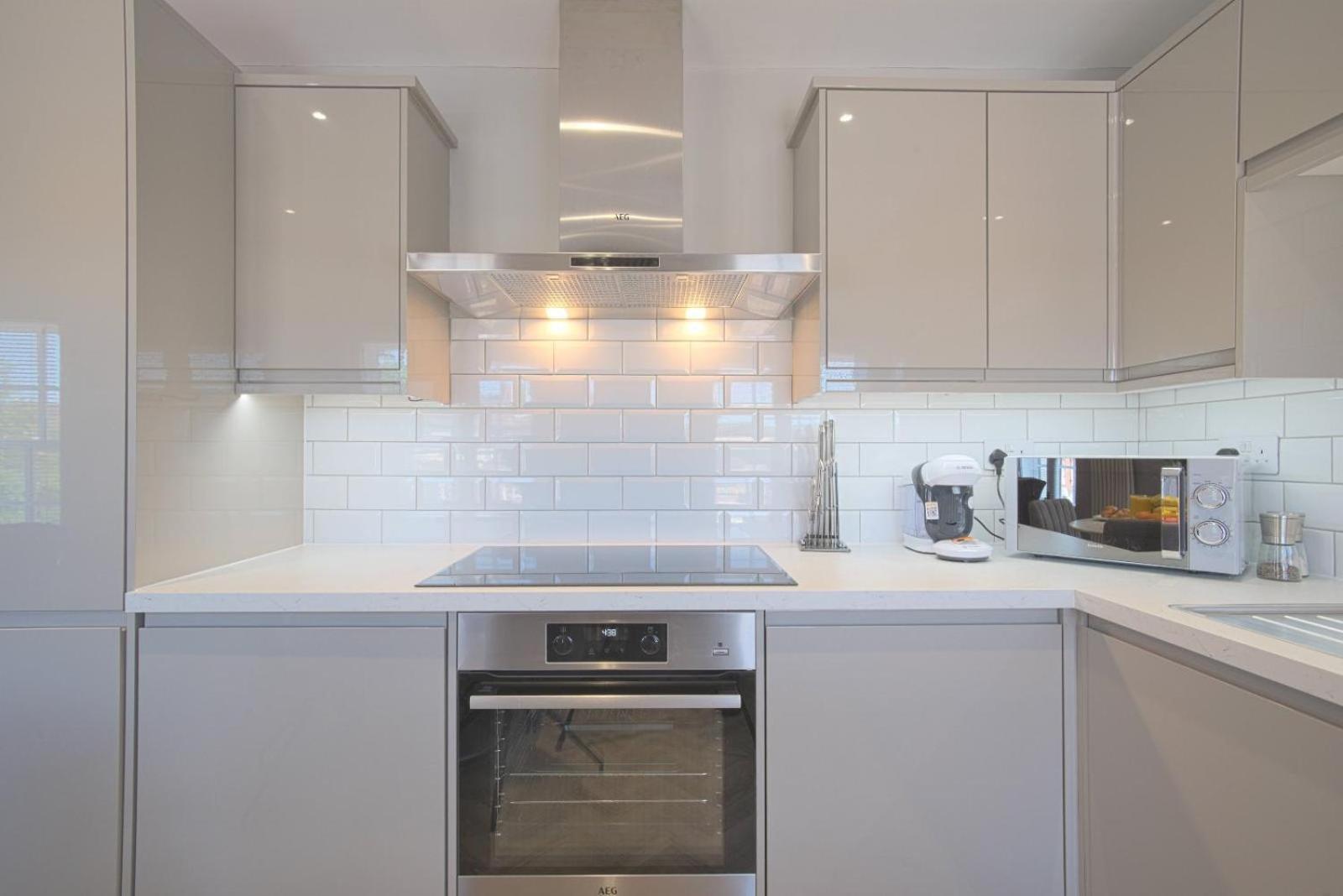 Harper Luxe Serviced Apartments Dunstable Extérieur photo